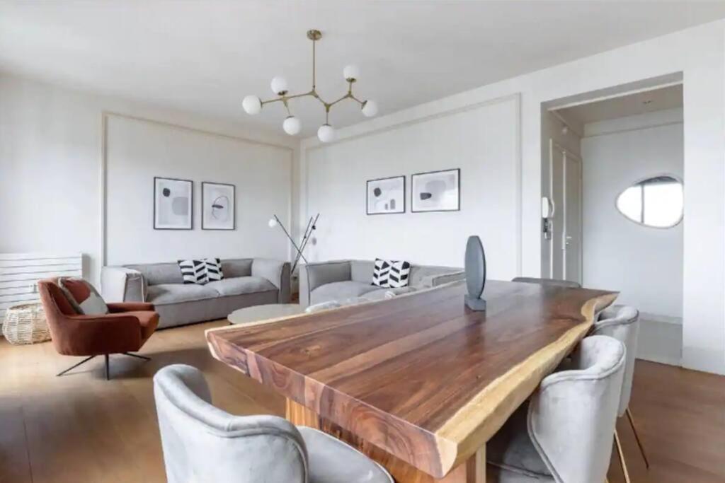 Avenue Montaigne Luxury Apartment 2Br 4P Париж Екстериор снимка